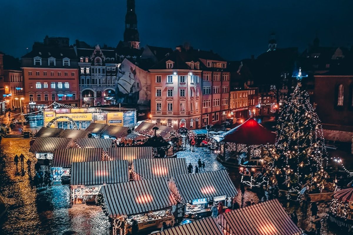 lighted houses at might time